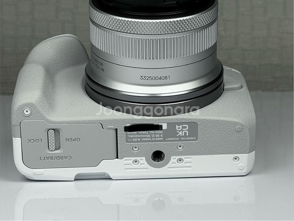 캐논 EOS R50 화이트 미러리스 카메라--5