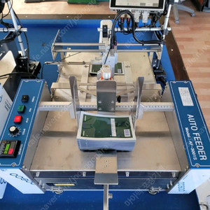 국산 자동공급기(오토피더)+ 자동날인기(잉크젯마킹기) 세트