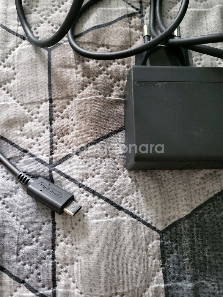 닌텐도 스위치 OLED 본체 + 케이스 세트--9