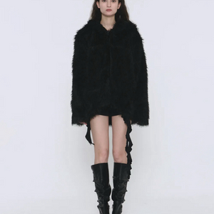 [새상품] 플레이스 스튜디오 컬리 부클 헤비 에코 소프트 퍼 하프 후드 코트 블랙