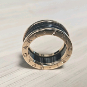 불가리 비제로원 핑크골드 블랙 반지 50호 팝니다