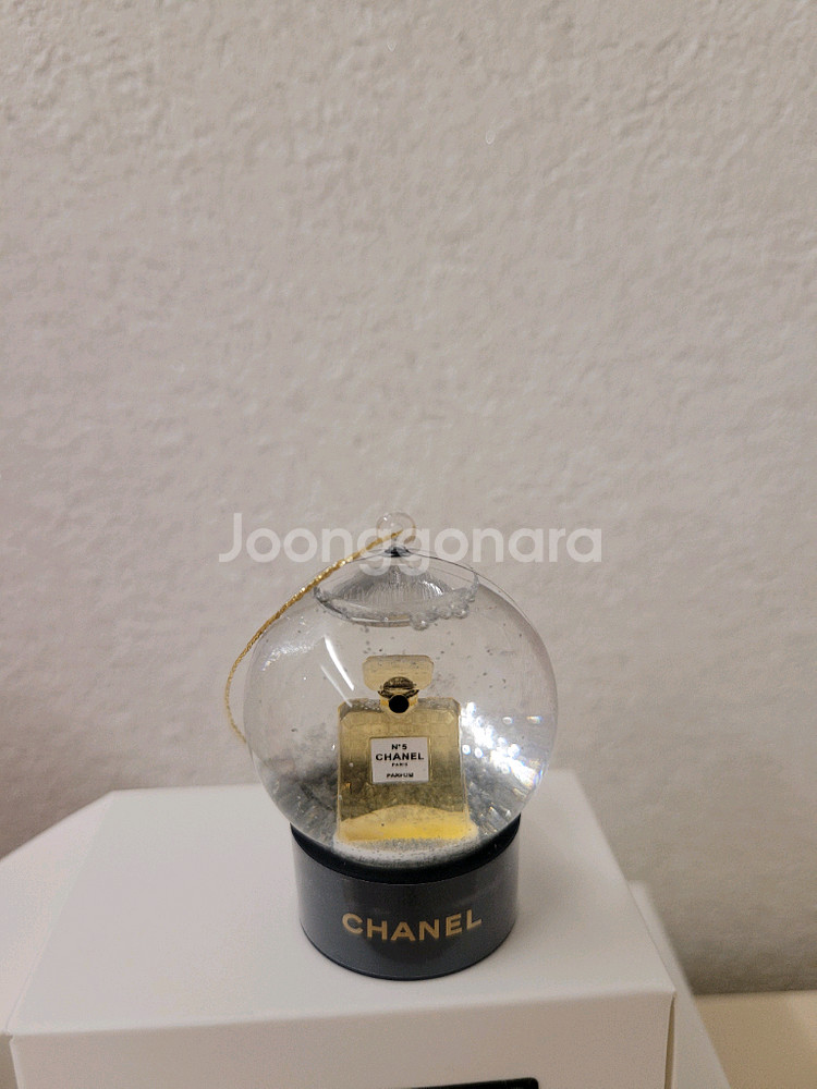 샤넬 뷰티 미니 스노우볼--0