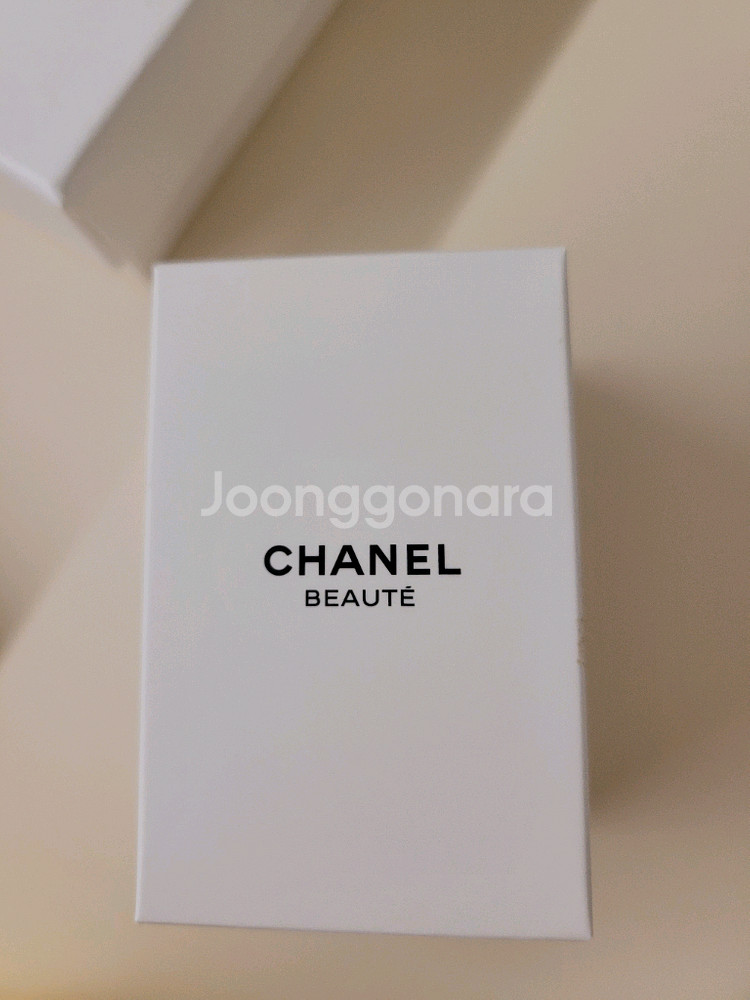 샤넬 뷰티 미니 스노우볼--2
