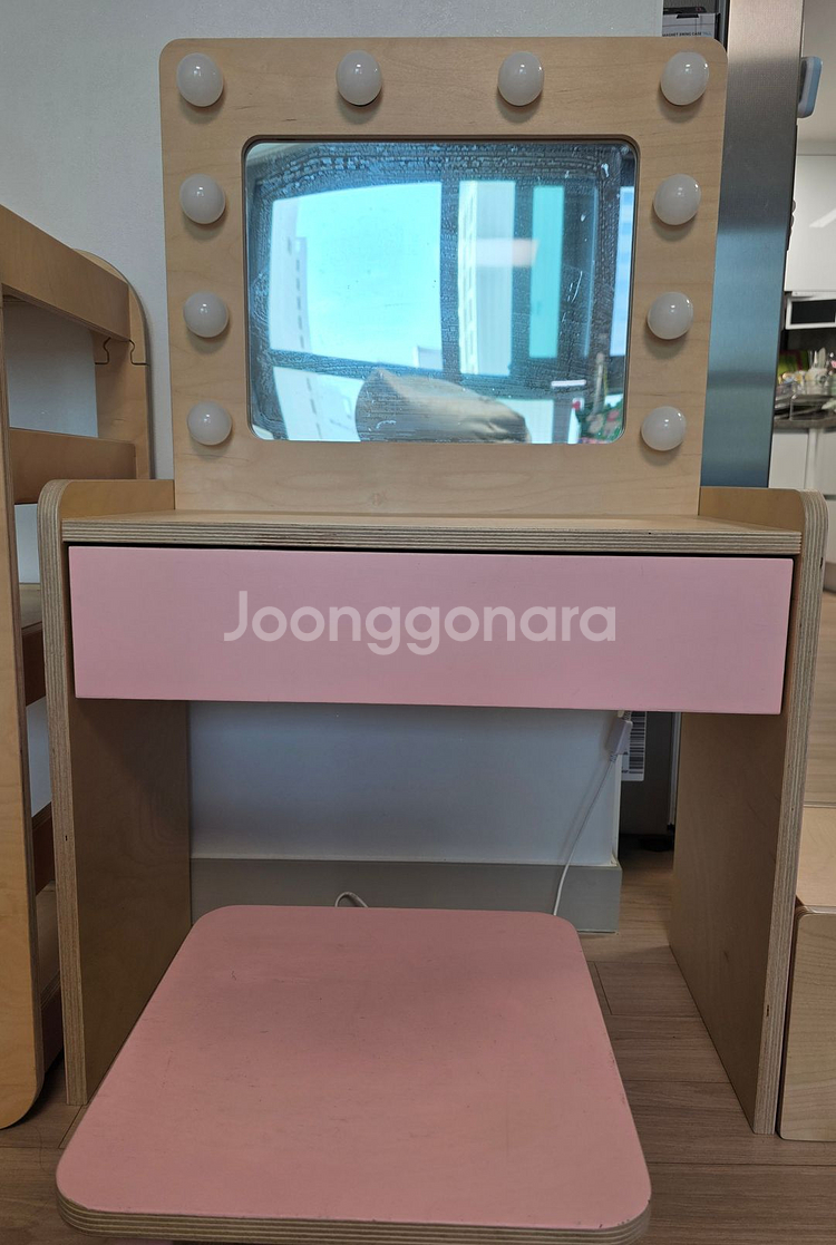 나스파 원목 교구장,라떼파파 화장대,꼬메모이 책장--3