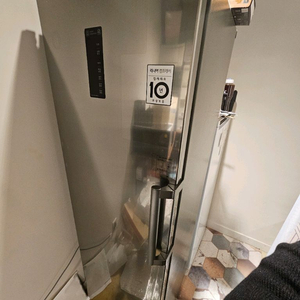 lg 컨버터블 냉동고 316 리터 팝니다