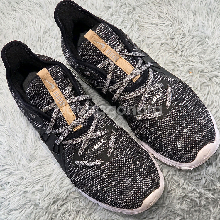 2q-4:나이키 에어맥스 시퀀트 3 블랙 니트 (250mm)--3