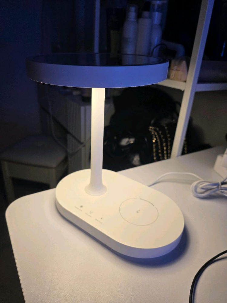 거울+램프+무선충전기능 있는제품 풀박스 판매합니다. (네이버포인트 가능)--2