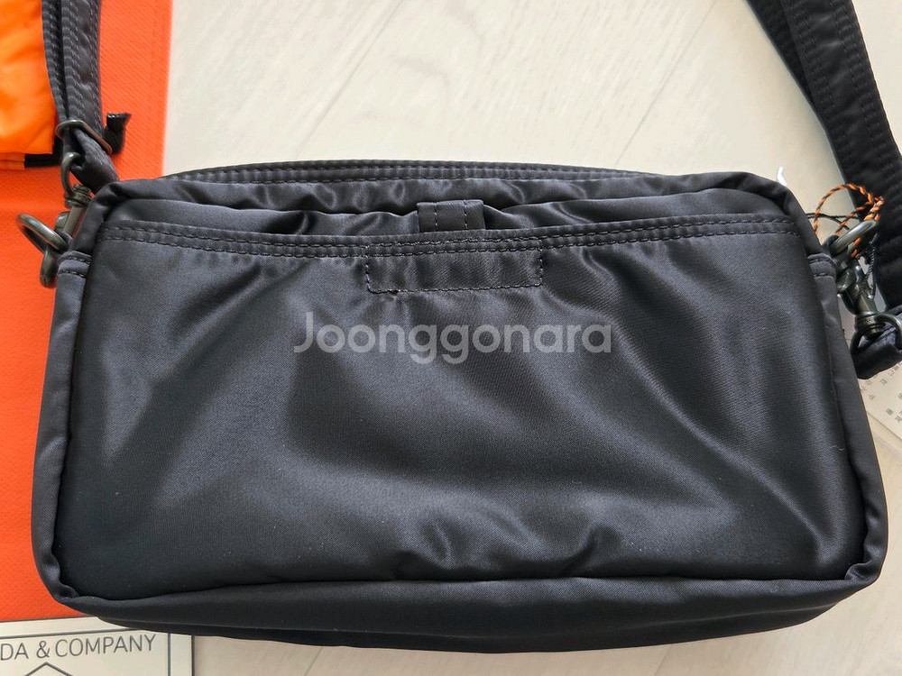 요시다포터 뉴탱커 슬링백 블랙 팝니다.(안전거래X)--4