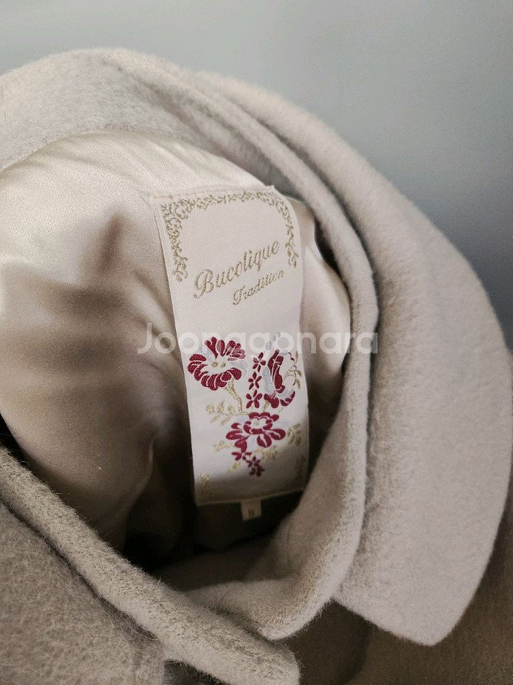 비꼴리끄 밍크단추 울알파카코트(55)--4