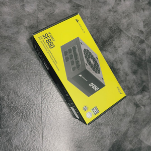 민트급 SF850 파워서플라이 팝니다.