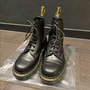 [260] 닥터마틴 1461 8홀 블랙