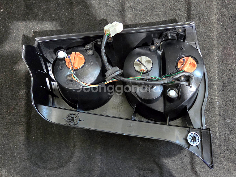 뉴모닝 스페셜 테일램프 데루등 블랙베젤 셋트 팝니다--2