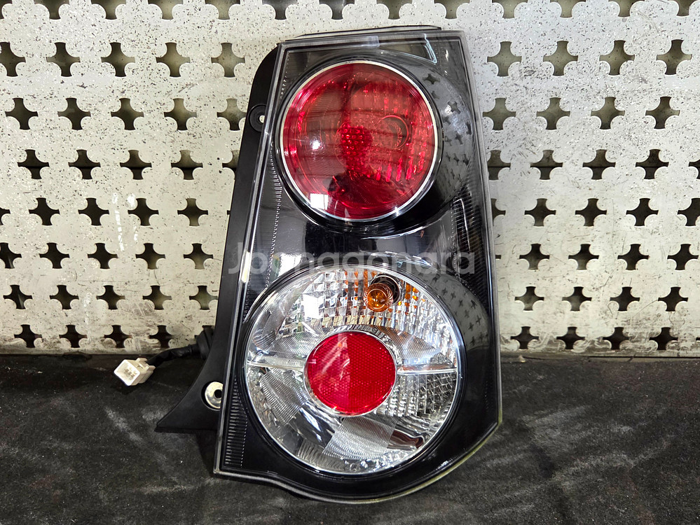 뉴모닝 스페셜 테일램프 데루등 블랙베젤 셋트 팝니다--3