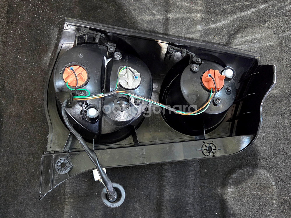 뉴모닝 스페셜 테일램프 데루등 블랙베젤 셋트 팝니다--4