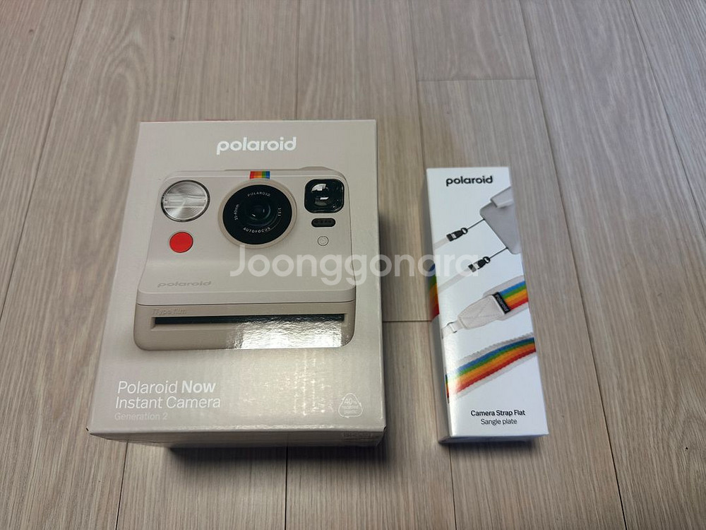폴라로이드 나우 2세대 미개봉 새제품 팝니다--4