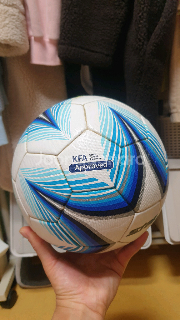 스타 더 폴라리스 2000 축구공 5호 SB235TB 판매해요--3