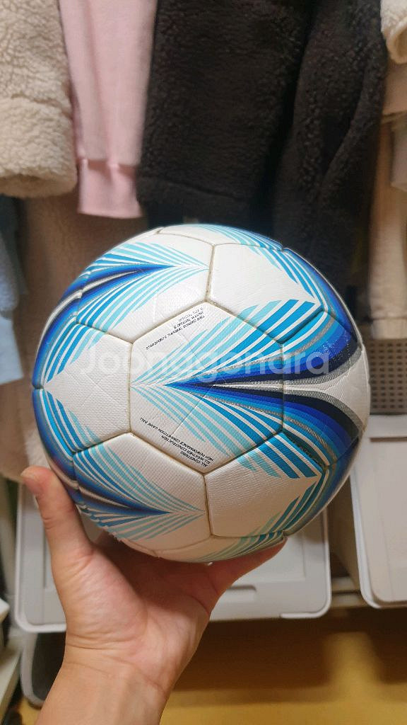 스타 더 폴라리스 2000 축구공 5호 SB235TB 판매해요--5