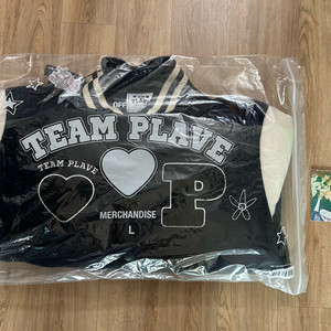 플레이브 앙콘 md 바시티 자켓 L 미개봉 새상품 빅포카 포함