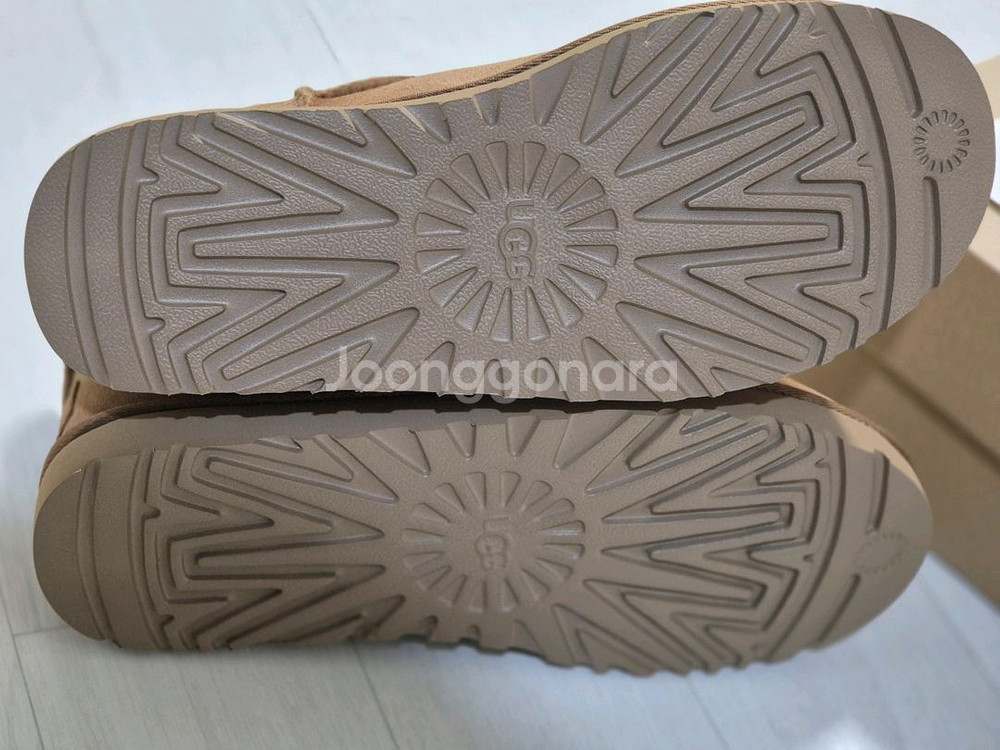 어그 울트라 미니 1116109-CHE US7사이즈--4