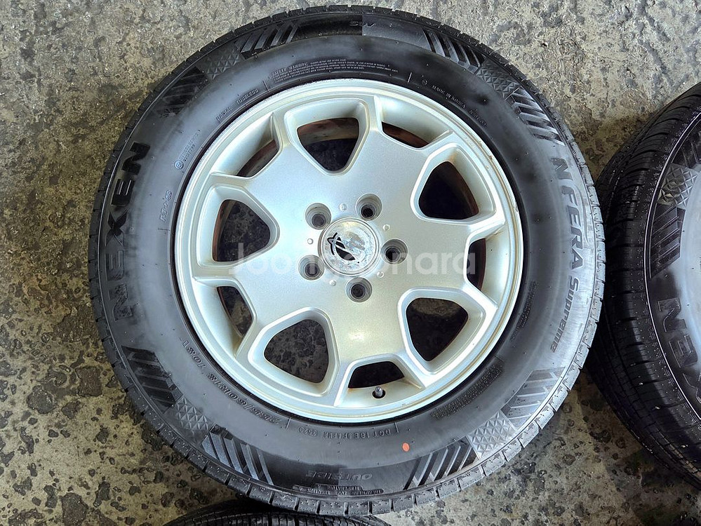 렉스턴 18인치휠타이어 2556018 pcd130 액티언 카이런 코란도 쌍용 5홀--4