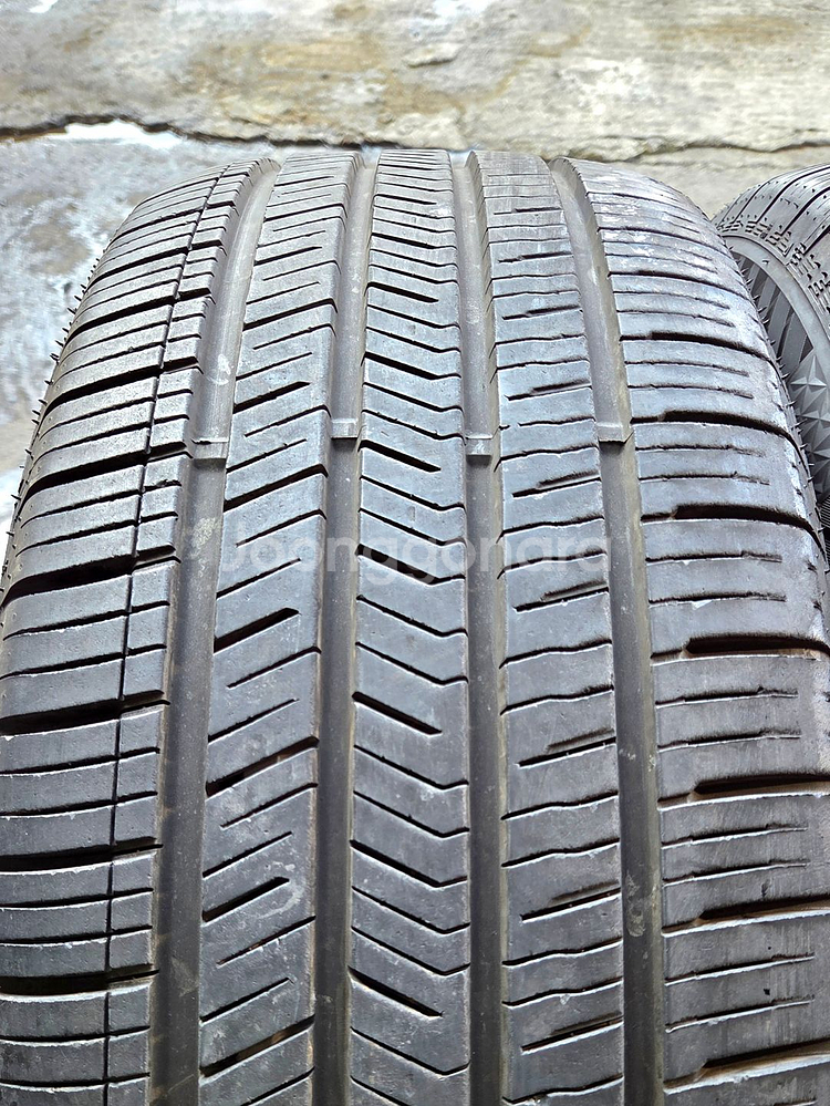 렉스턴 18인치휠타이어 2556018 pcd130 액티언 카이런 코란도 쌍용 5홀--7