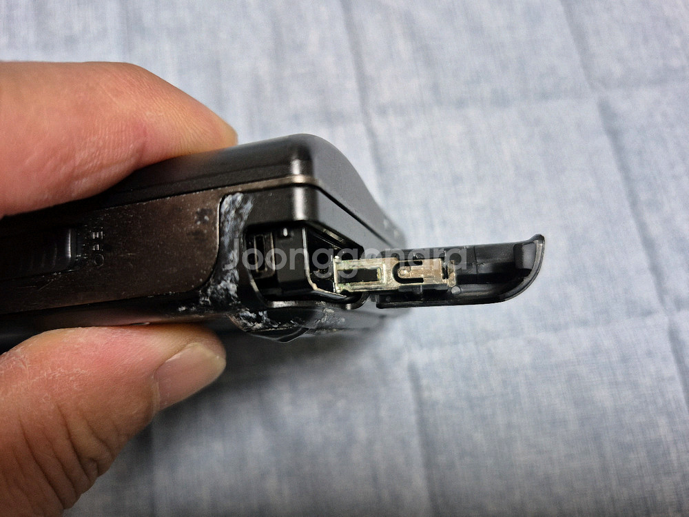 SONY WM-DX100 블랙색상 정크기기 판매합니다.--3