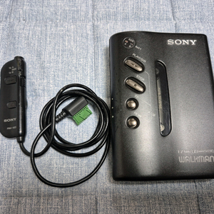 SONY WM-DX100 블랙색상 정크기기 판매합니다.