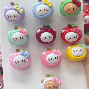 수지 제작 피규어 헬로키티 사과 애플 크리스마스 오브제