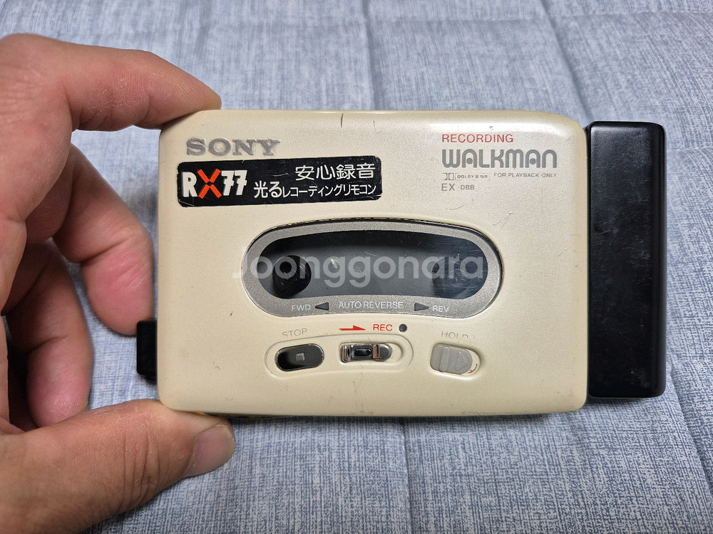 SONY WM-RX77 IVORY 색상 정상작동품 판매합니다.--0