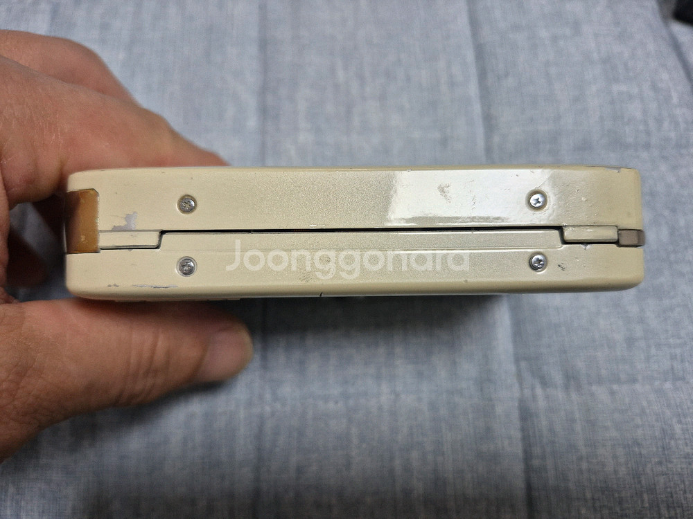 SONY WM-RX77 IVORY 색상 정상작동품 판매합니다.--2