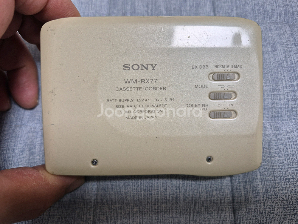 SONY WM-RX77 IVORY 색상 정상작동품 판매합니다.--5