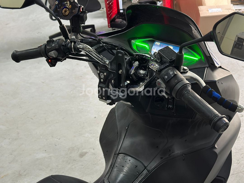 혼다 22년식 Pcx125 6만Km 깔끔한 차량 판매합니다.--8