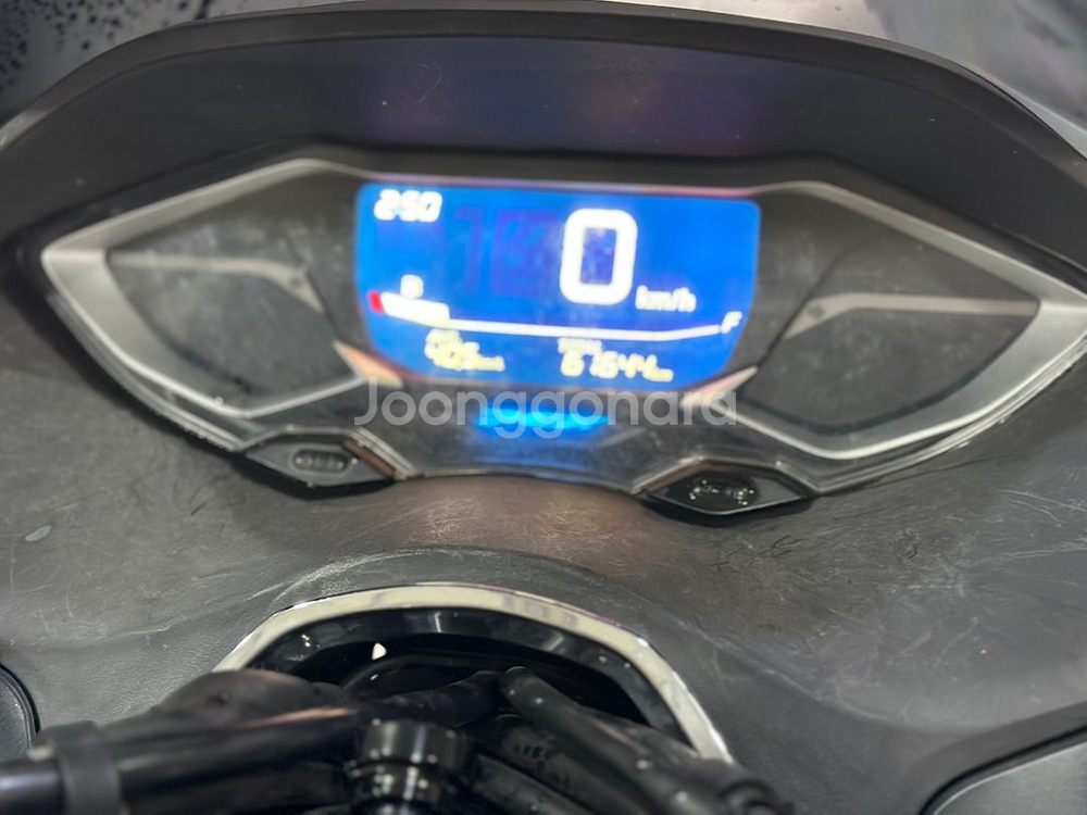 혼다 22년식 Pcx125 6만Km 깔끔한 차량 판매합니다.--9
