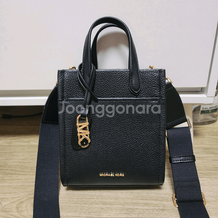 마이클코어스 소가죽 미니 크로스바디백--0