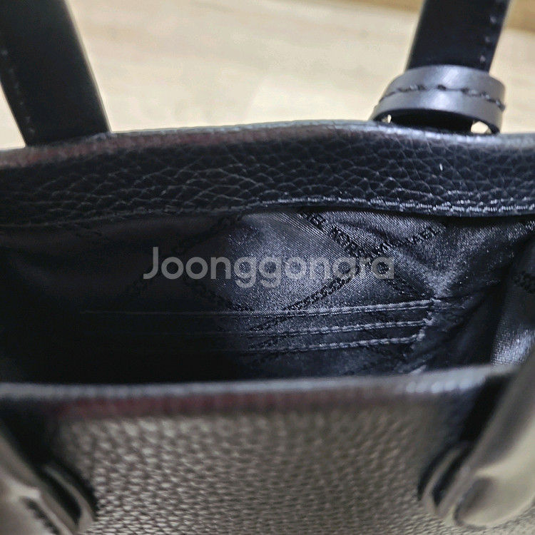 마이클코어스 소가죽 미니 크로스바디백--5