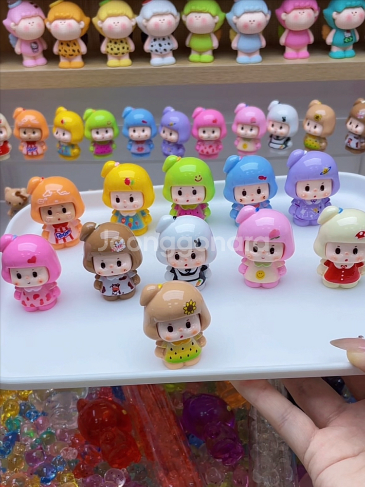 수지 제작 피규어 야광 전신 어린시절 미니어처 오브제--0