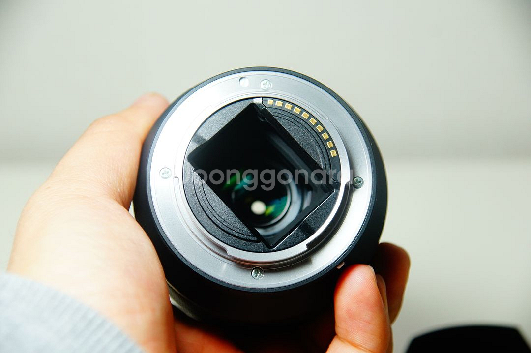 [소니] 풀프레임용 FE 28-70mm 번들 팝니다.--4