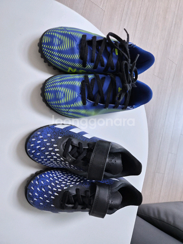 아디다스 키즈 축구화 200사이즈 2켤레--0