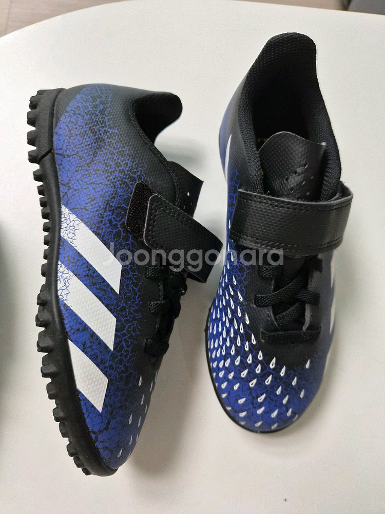 아디다스 키즈 축구화 200사이즈 2켤레--3