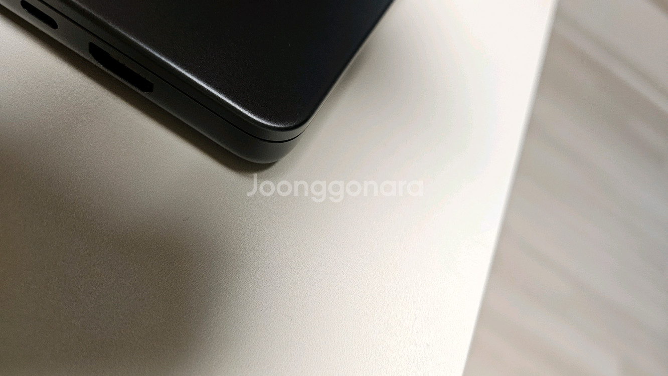 맥북프로 16 m3 max 32gb 1tb 블랙 영문자판 팝니다--4