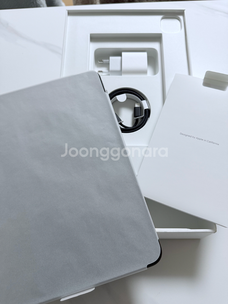 아이패드 프로11 M4 256GB WIFI 스페이스블랙 판매합니다.--7