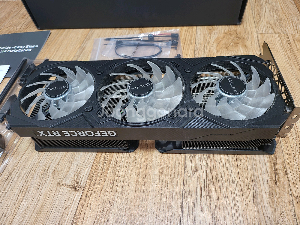 갤럭시 RTX 4070 Ti SUPER 그래픽카드--2