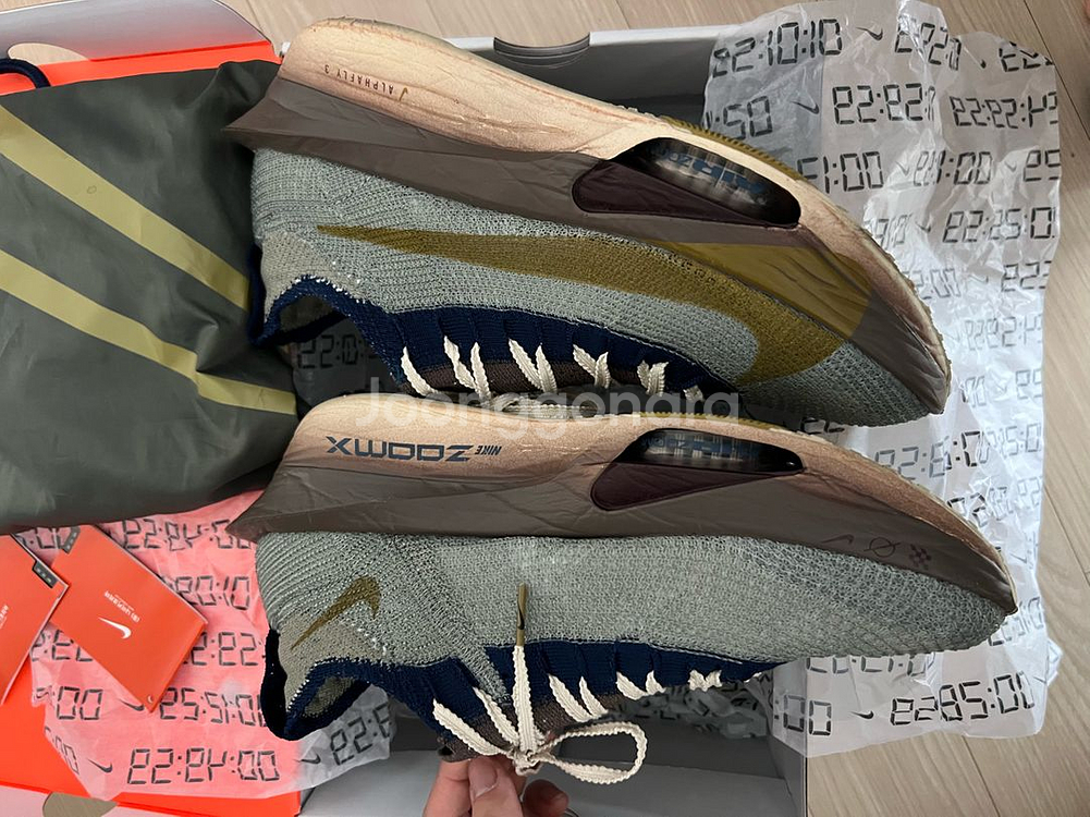 나이키 알파플라이3 프리미엄 라이트아미 270--3