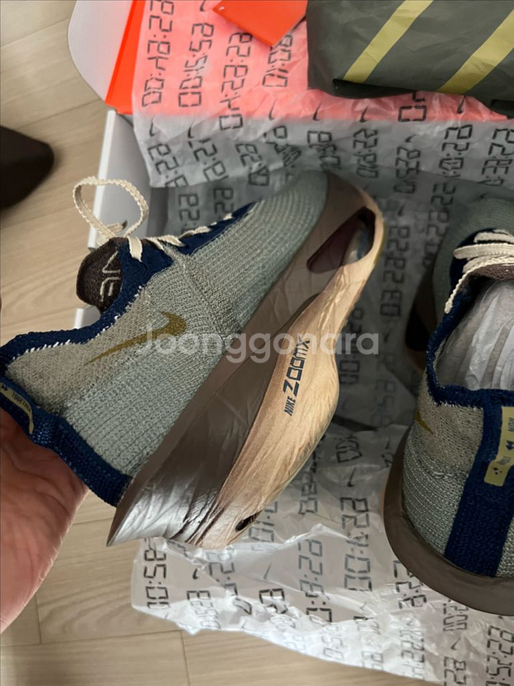 나이키 알파플라이3 프리미엄 라이트아미 270--5