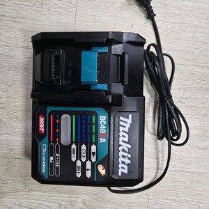 마끼다정품충전기