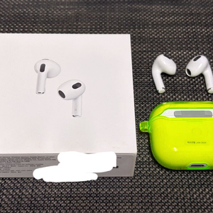 애플 에어팟3 맥세이프 깨끗하게 사용한 기기