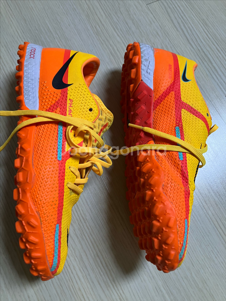 나이키 팬텀 GT 프로 TF 풋살화--1