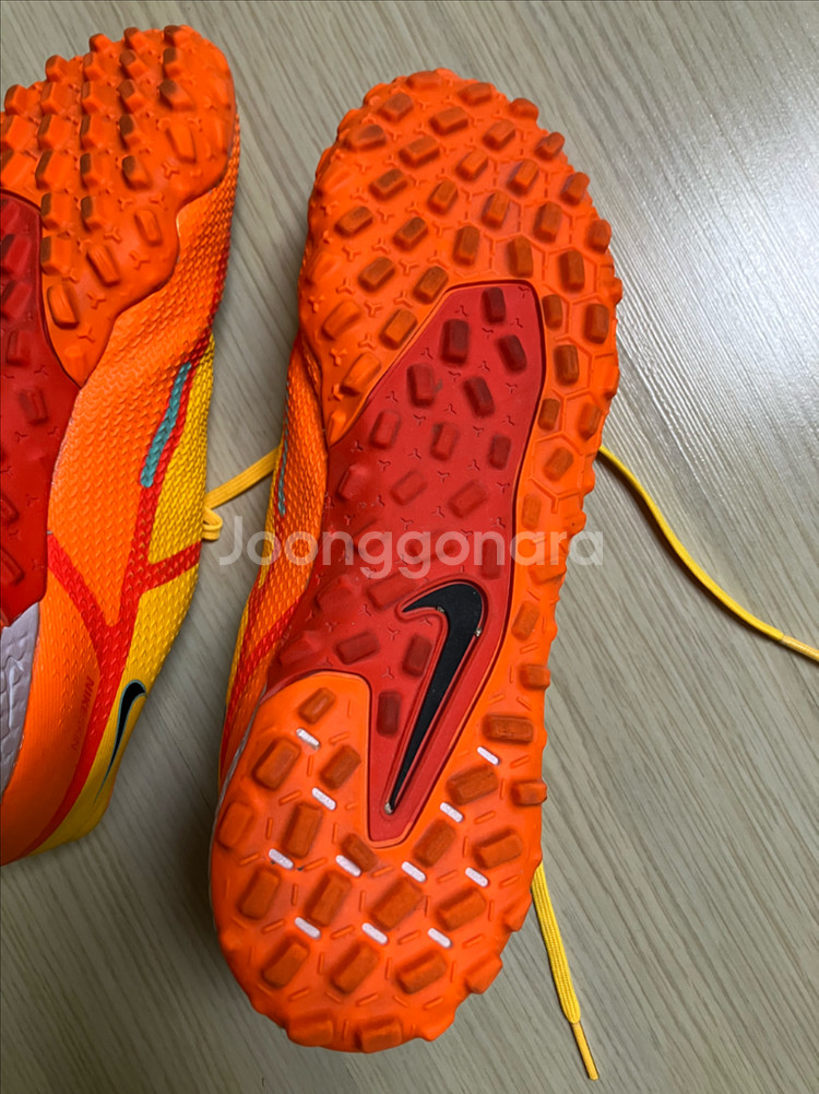 나이키 팬텀 GT 프로 TF 풋살화--4