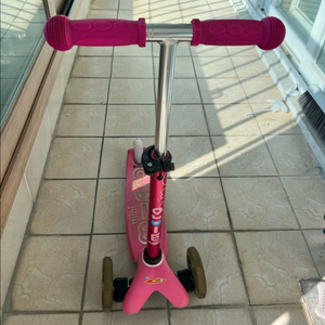 마이크로 미니 킥보드(핑크 led 바퀴)