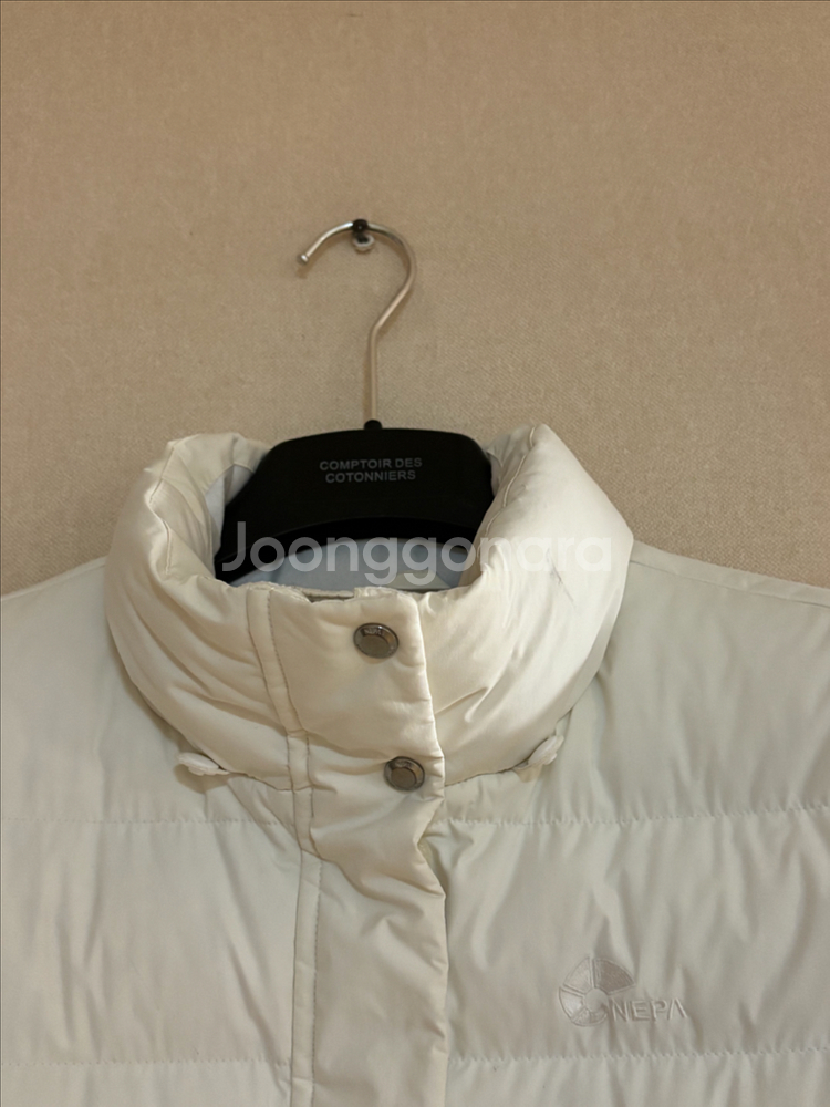 여성 네파 구스다운 거위털 롱패딩점퍼 95 착샷--3